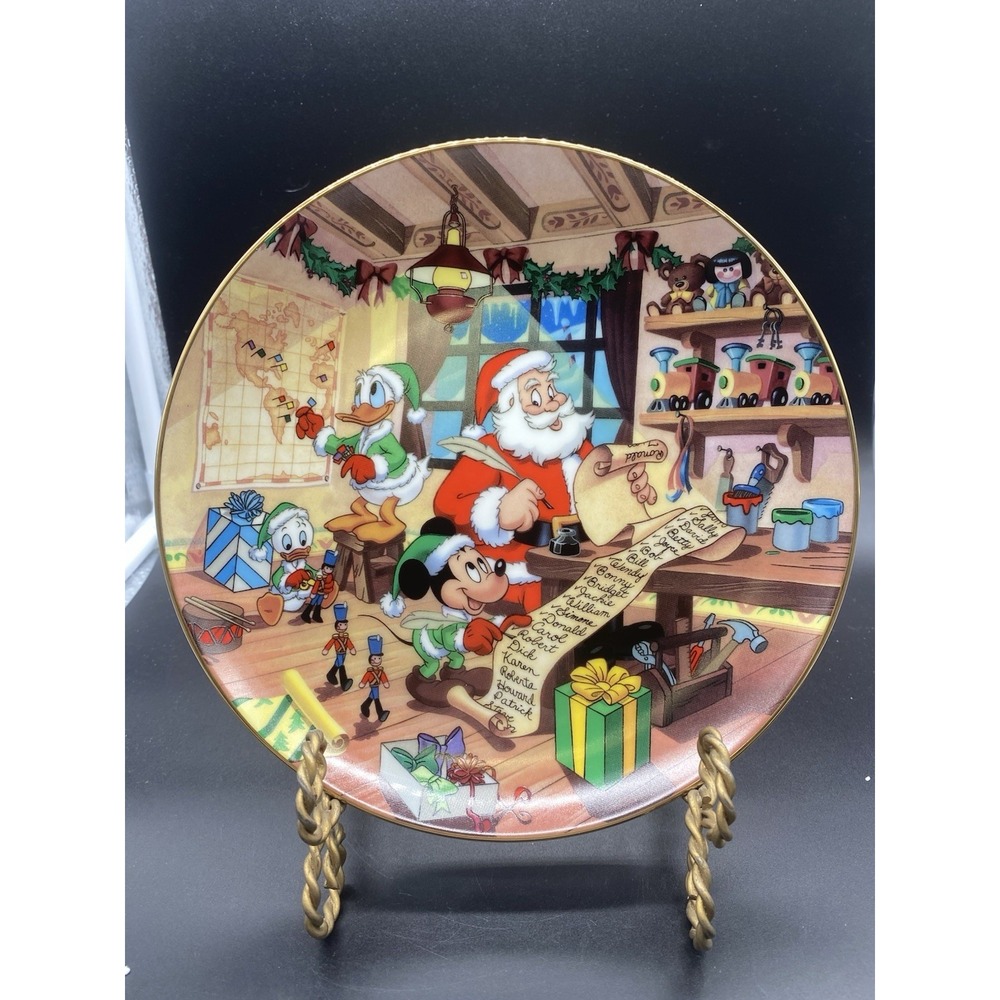 Collector Plate Mickey's Holiday Magic Series Issue 2 Naughty Or Nice?